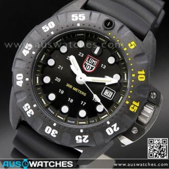 Luminox Scott Cassell 300M Deep Dive CARBONOX Sapphire Watch XS1555