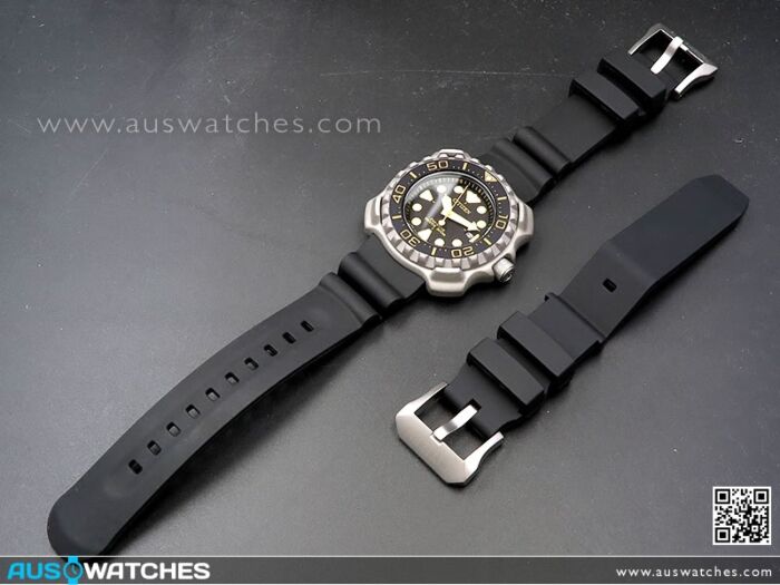 BUY Citizen Promaster Marine Eco-Drive Super Titanium Diver Watch