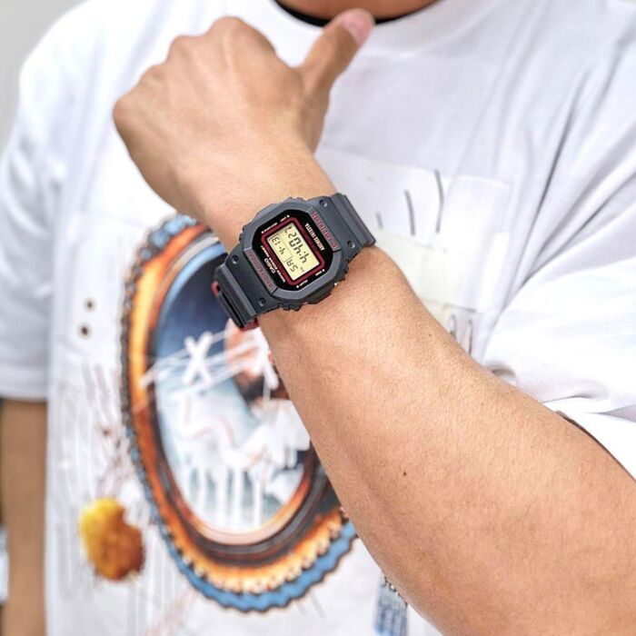 G-Shock Andrés Iniesta Football Soccer Player Limited